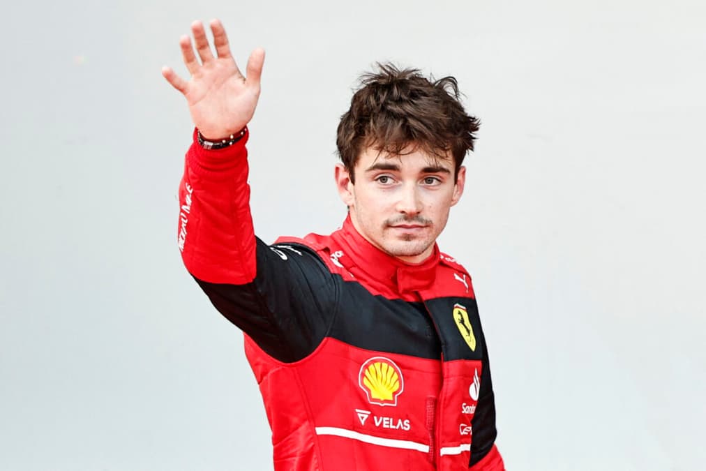 Charles Leclerc abandonou em Baku após largar na pole (Foto: Ferrari)