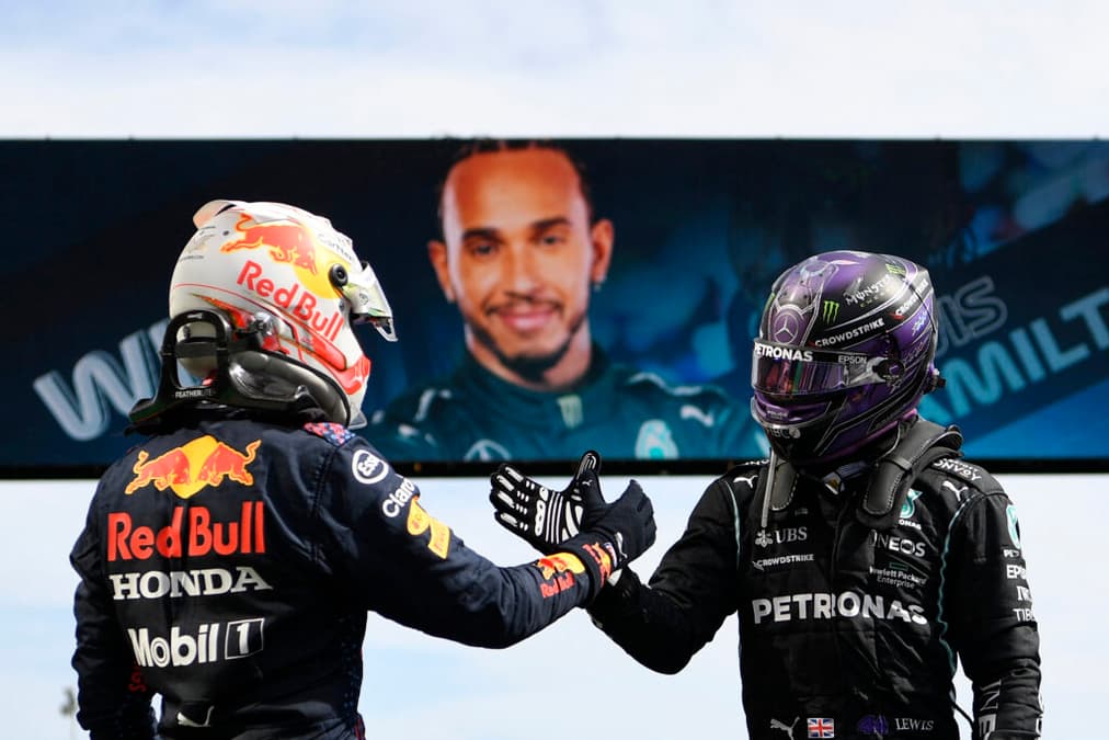 Red Bull acha que Mercedes vai buscar Verstappen para assumir vaga de Hamilton (Foto: AFP)