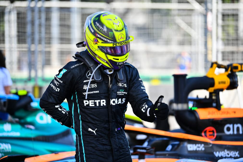 Lewis Hamilton se queixou de dores nas costas após o GP do Azerbaijão (Foto: Mercedes/LAT Images)
