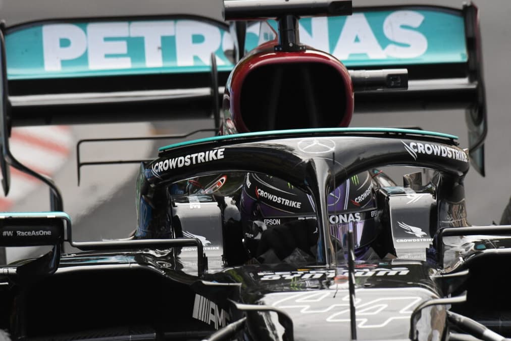 Lewis Hamilton elevou a rivalidade com a Red Bull após o GP de Mônaco (Foto: Beto Issa)