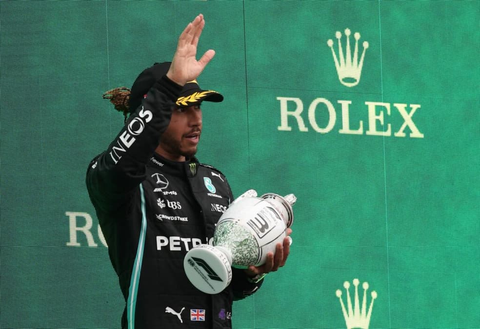 Hamilton foi alvo de vaias após a classificação do GP da Hungria (Foto: Ferenc Isza/AFP)