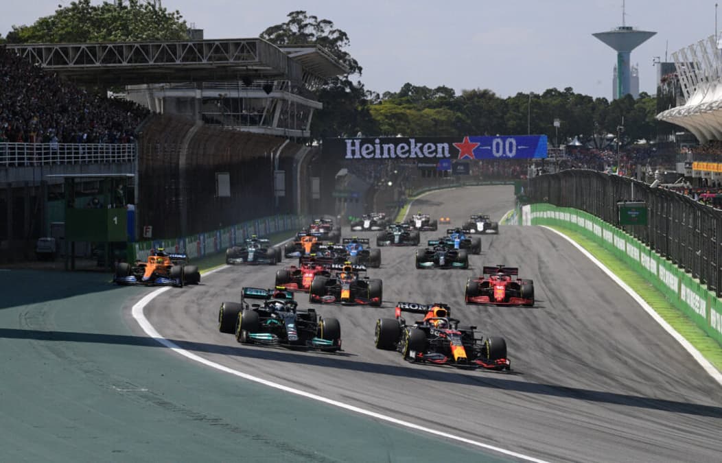 Confira todos os horários e onde assistir ao GP de São Paulo de Fórmula 1 (Foto: Carl de Souza/AFP)
