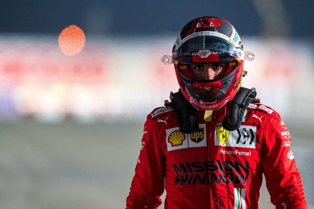 Carlos Sainz possui contrato com a Ferrari até o final de 2022 (Foto: Ferrari)