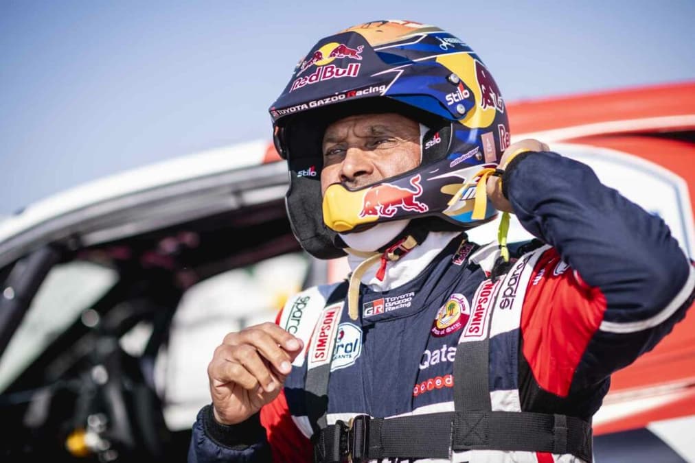 Nasser Al-Attiyah vai correr com a Dacia ao lado de Loeb no Dakar de 2025 (Foto: Red Bull Content Pool)