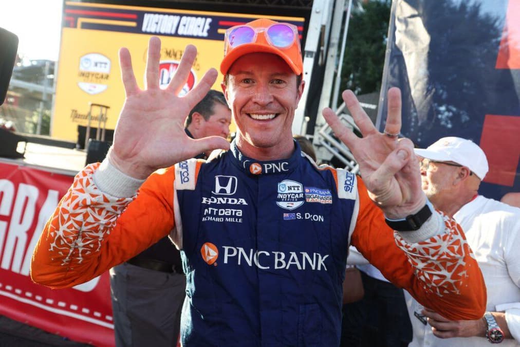 Scott Dixon celebra mais uma vitória na Indy (Foto: Indycar)