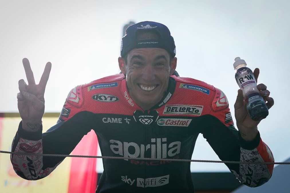 Aleix Espargaró agora tem só 17 pontos a menos do que Quartararo (Foto: Divulgação/MotoGP)