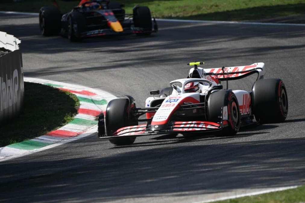 Antonio Giovinazzi volta para a pista nos EUA (Foto: Haas F1 Team)