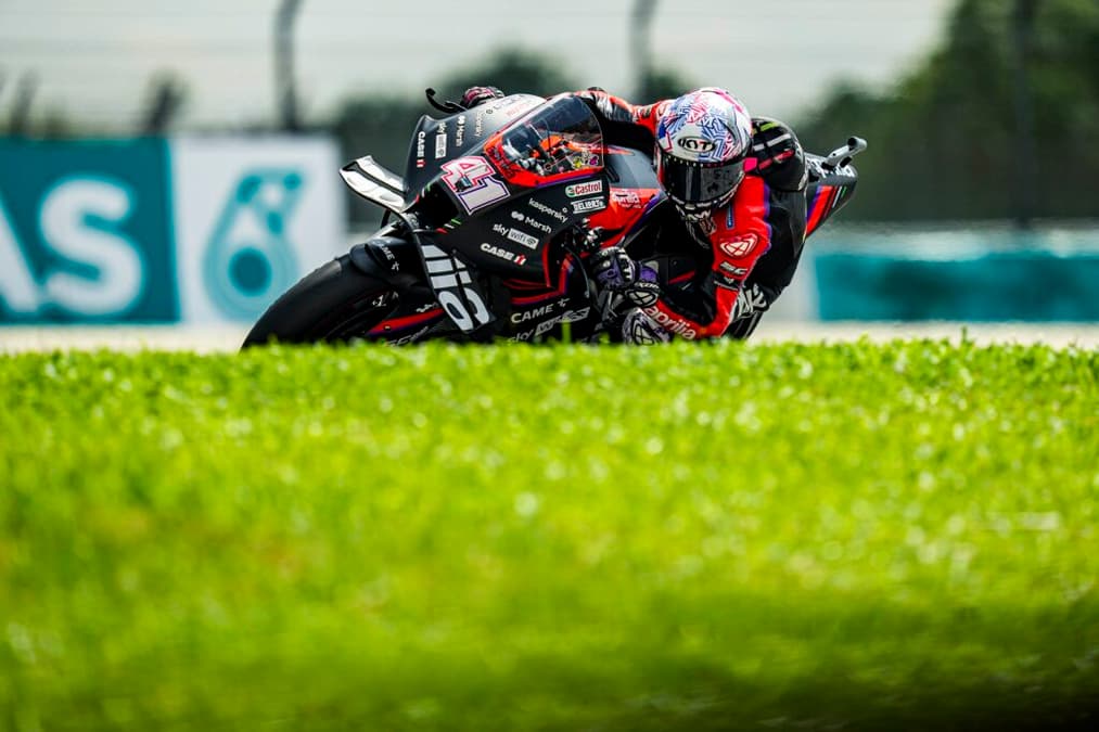 Aprilia deu um enorme salto de performance na temporada 2022 da MotoGP (Foto: Aprilia)