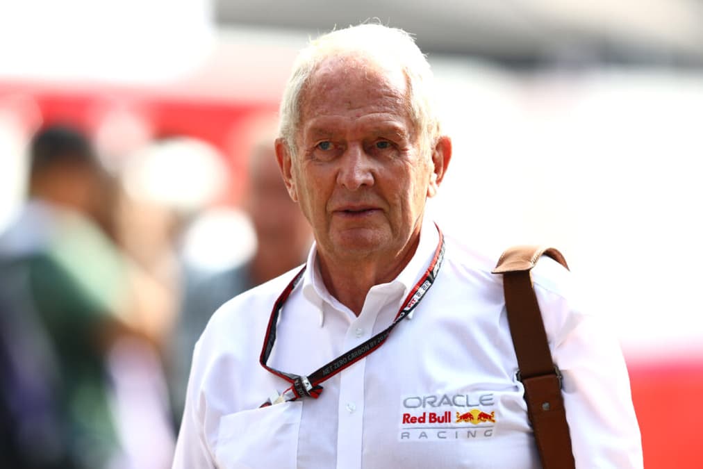Helmut Marko, consultor da Red Bull, recebeu advertência da FIA (Foto: Mark Thompson/Getty Images)