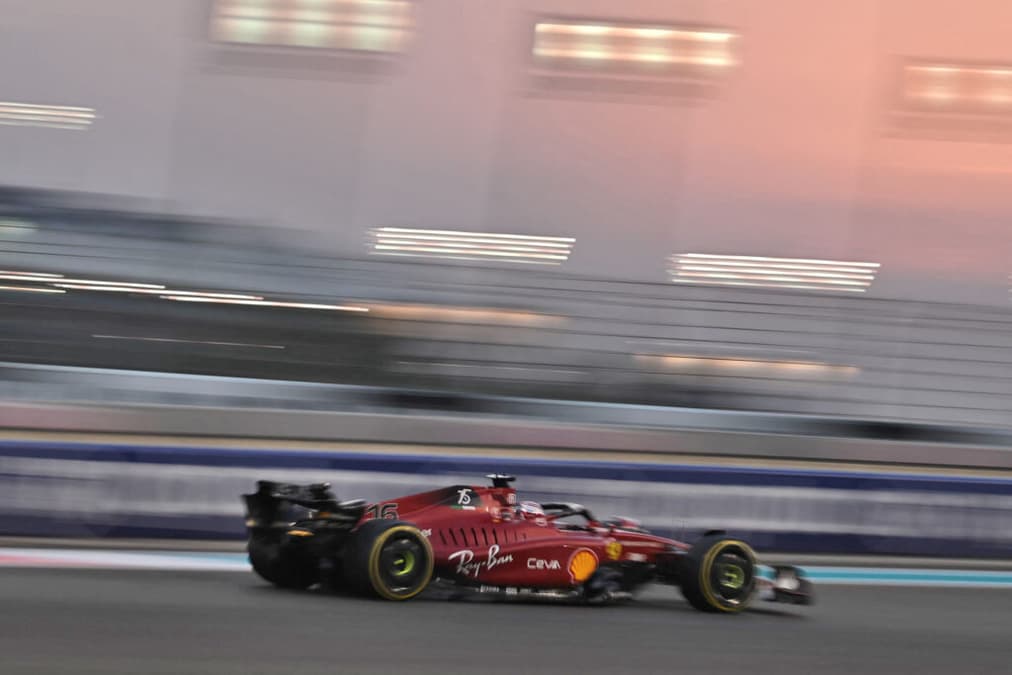 Vice em 2022, Leclerc preferiu destacar evolução da Ferrari de um ano para o outro (Foto: AFP) 
