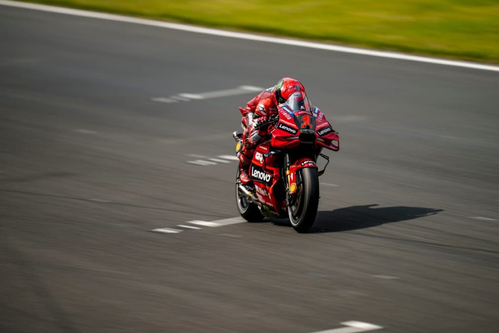 Francesco Bagnaia liderou a sexta-feira da MotoGP (Foto: Ducati)
