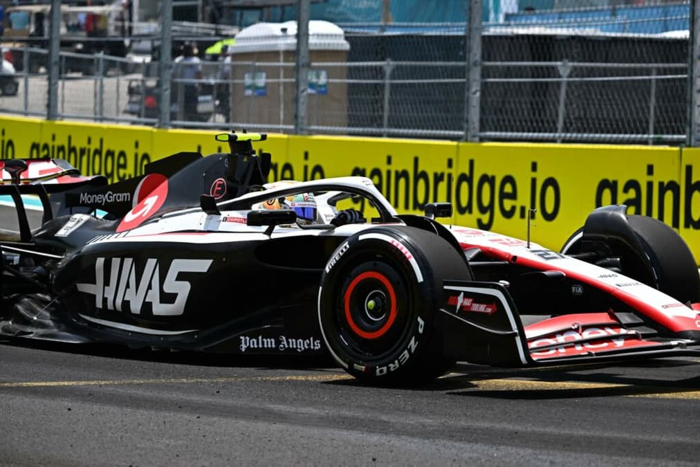Haas pode firmar parceria com Alfa Romeo (Foto: AFP) 