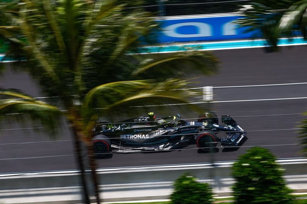 Mercedes disse que resultado em Miami foi bom após os problemas na classificação (Foto: Mercedes)