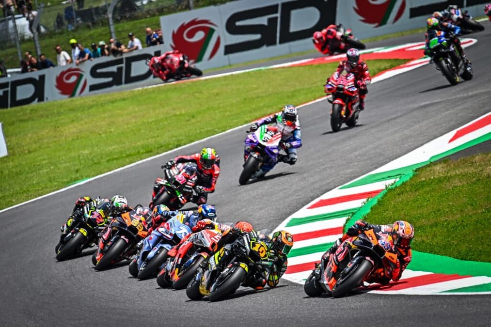 A MotoGP tenta adaptar formato para reduzir pressão (Foto: VR46)