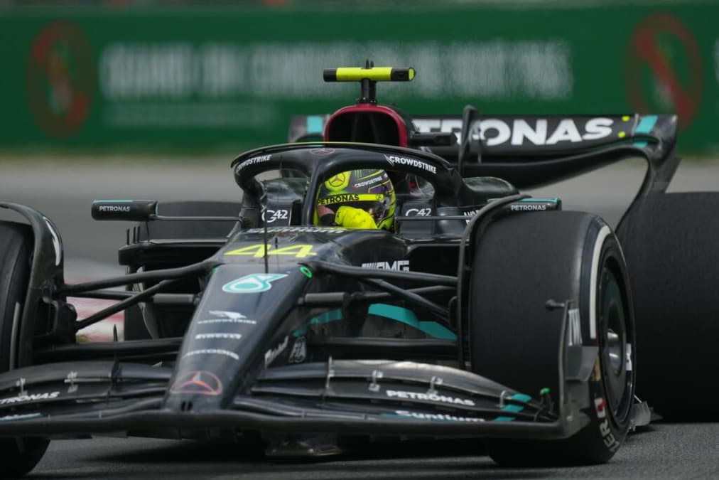 Lewis Hamilton levou sua Mercedes ao pódio no GP do Canadá (Foto: AFP) 