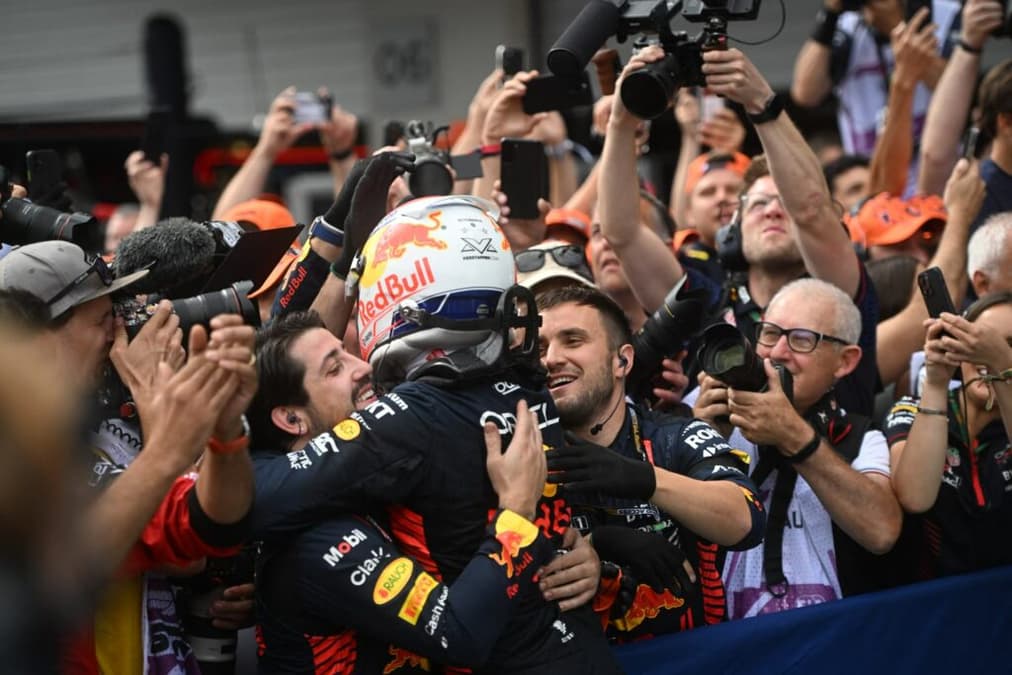 Max Verstappen lidera bem o campeonato da F1 2023 (Foto: AFP) 
