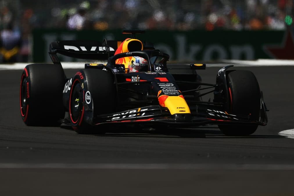 Max Verstappen liderou as duas sessões de treinos em Silverstone (Foto: Red Bull Content Pool)