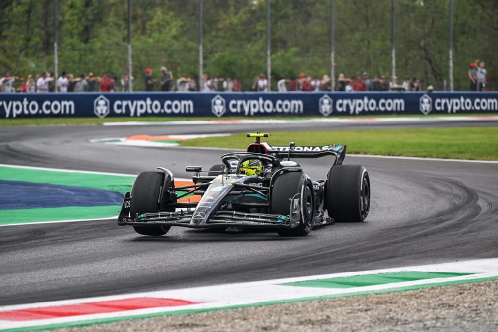 Lewis Hamilton quer carro melhor para ritmo de classificação na Itália (Foto: Mercedes)