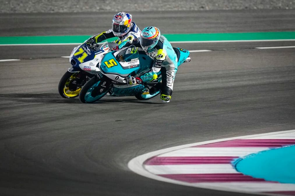 Sasaki e Masià protagonizara um duelo apimentado em 2023 (Foto: Divulgação/MotoGP)