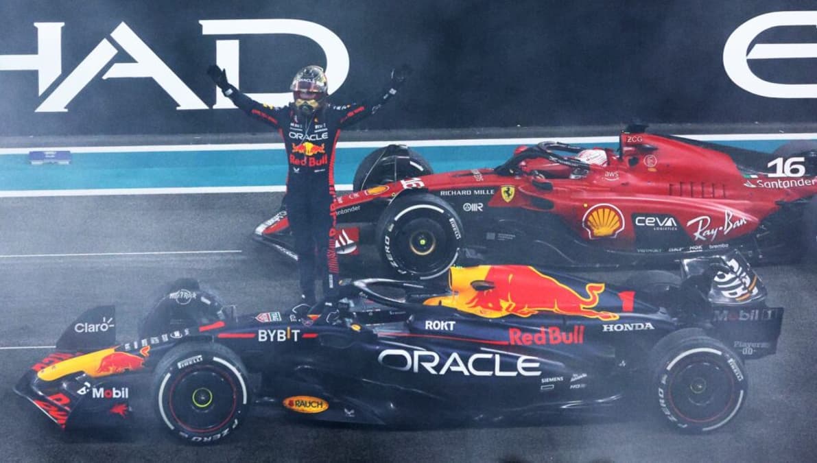 Verstappen encerrou 2023 como passou o ano todo: vencendo (Foto: Red Bull Content Pool)