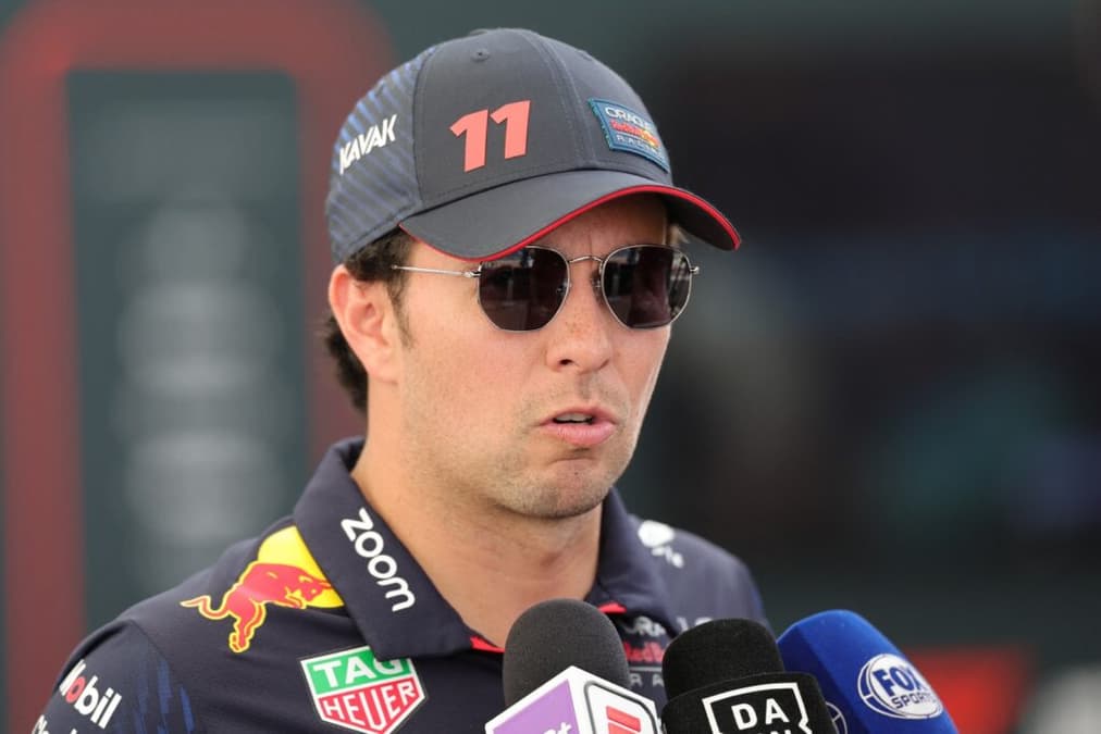 Pérez descartou a possibilidade de desistir da F1 após a temporada difícil em 2023  (Foto: AFP) 