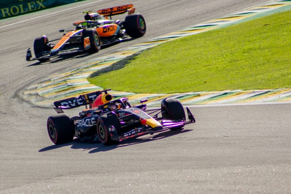 Max Verstappen em ação em Interlagos: hoje tem corrida (Foto: Rodrigo Berton/Warm Up)