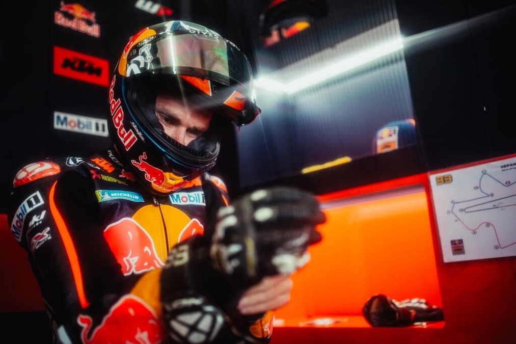Brad Binder vem de grande temporada na MotoGP, mas sem vitória (Foto: KTM)