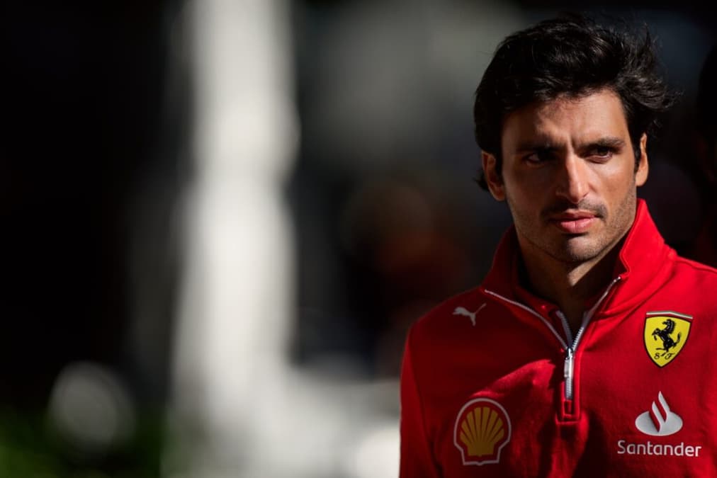 Carlos Sainz conteve os ânimos em torno da performance da Ferrari na Austrália (Foto: Ferrari)