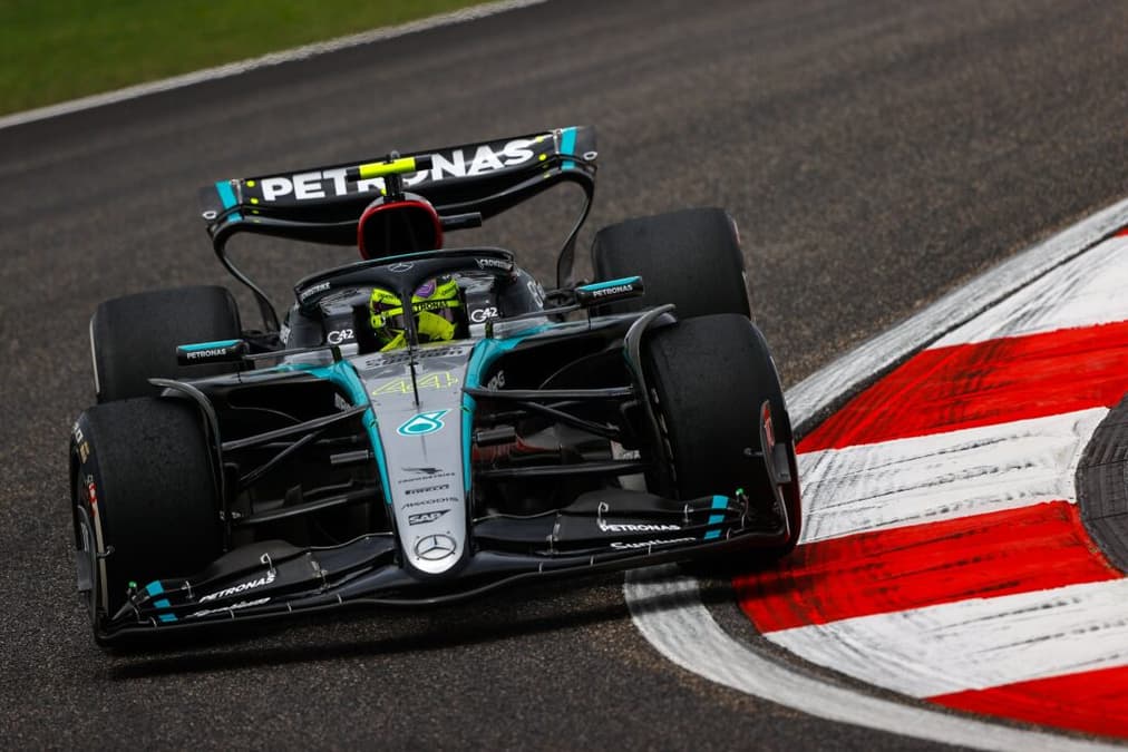 Lewis Hamilton teve problemas na classificação do GP da China (Foto: Mercedes)