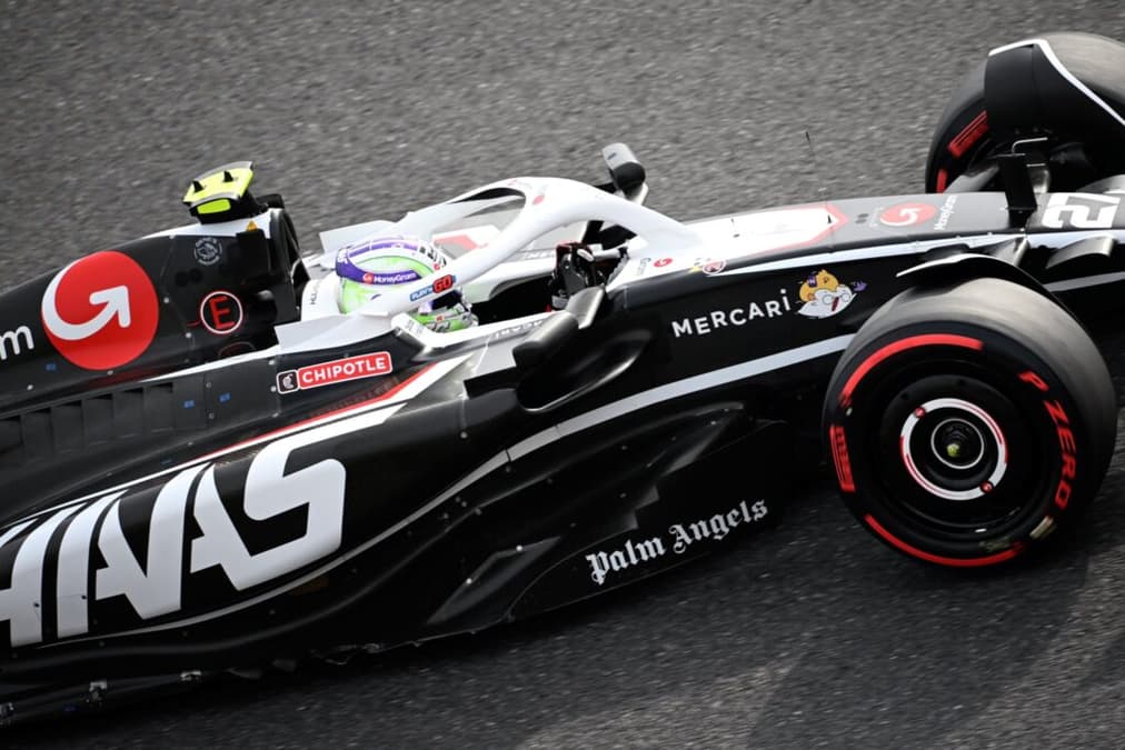 Hülkenberg ficou parado na relargada e perdeu posições (Foto: Haas F1 Team)