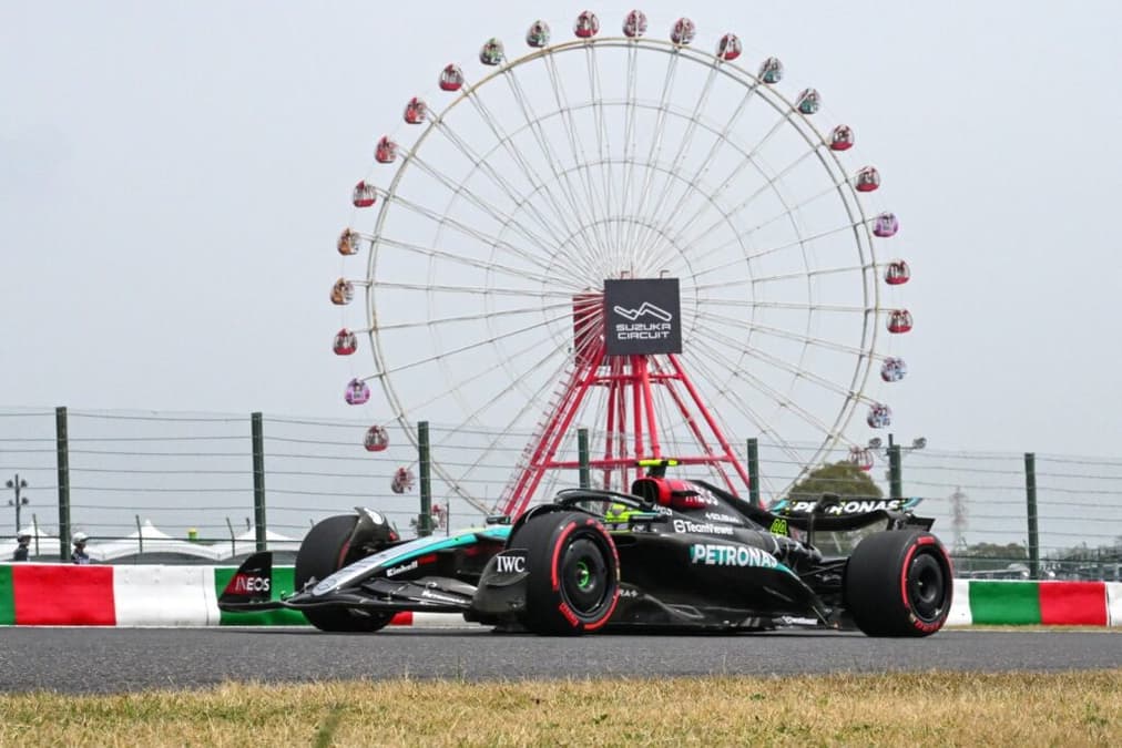 Lewis Hamilton sugeriu um jogo de equipe no GP do Japão (Foto: AFP) 