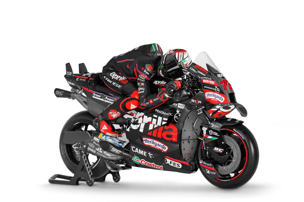 ApriliaRacing_Launch2025_3-