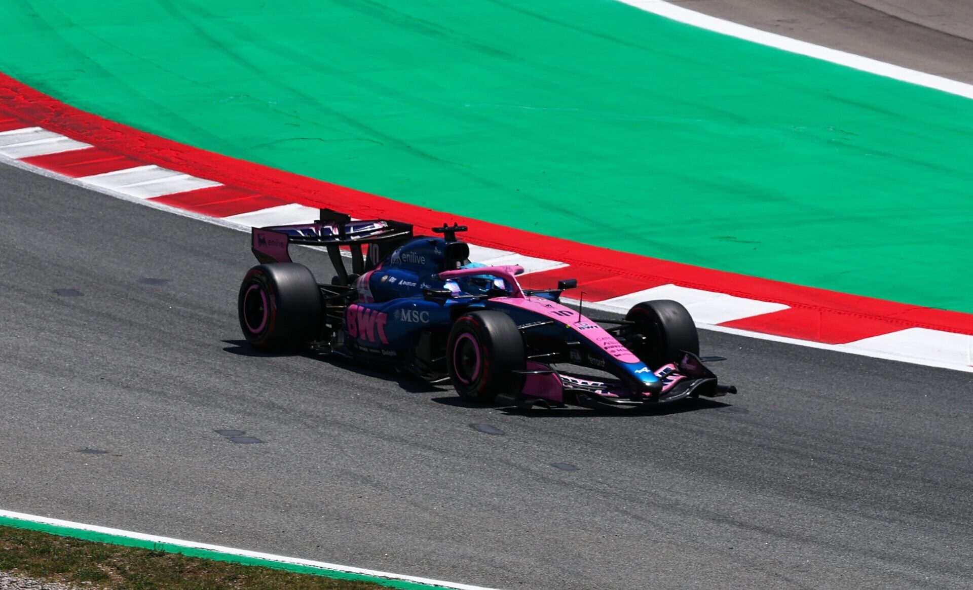 Alpine brilha na Catalunha com Gasly em sétimo lugar