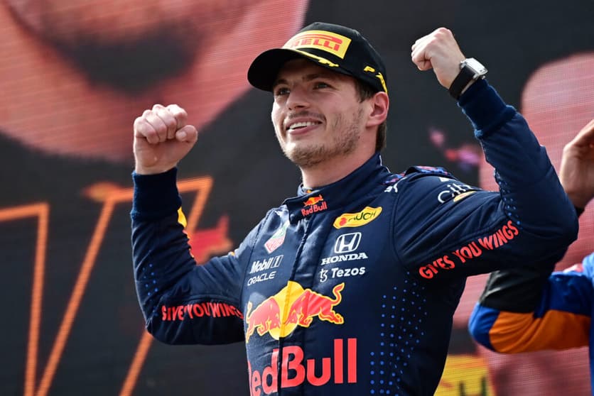 Verstappen já conquistou cinco vitórias na temporada 2021 da F1 (Foto: Andrej Isakovic/AFP)