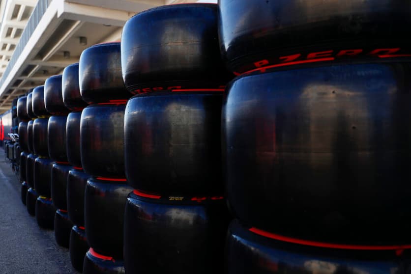 Pirelli divulgou a distribuição de pneus para as próximas etapas da F1 (Foto: Carl Bingham/Pirelli/LAT Images)