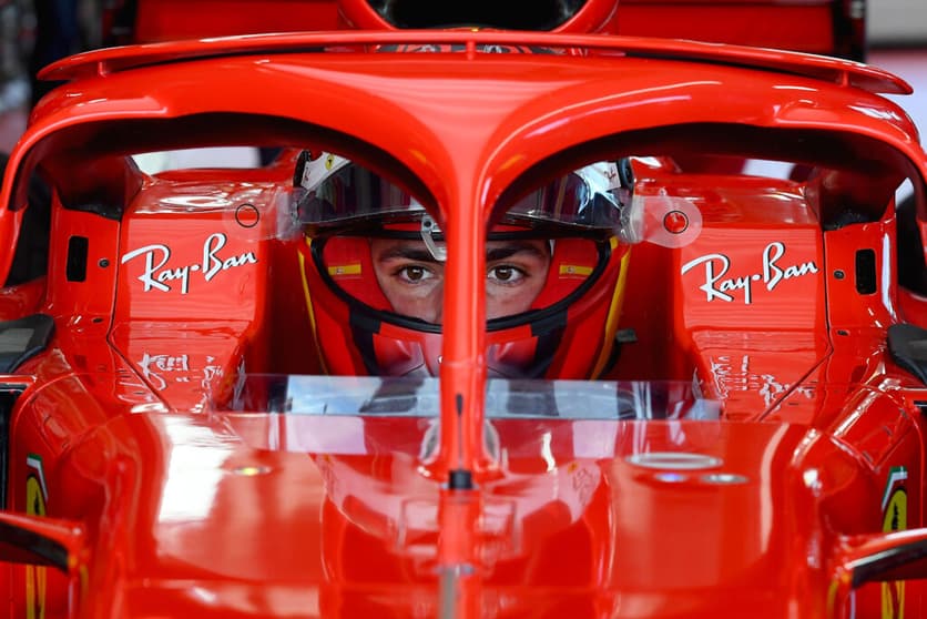 Carlos Sainz já no carro de 2018 da Ferrari para os testes em Fiorano (Foto: Ferrari)