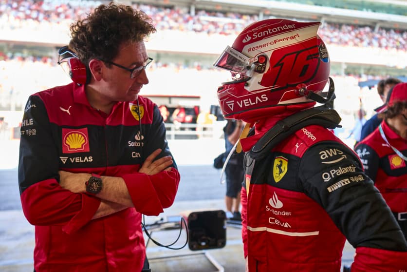 Binotto e Leclerc já não se davam tão bem na Ferrari (Foto: Scuderia Ferrari Press Office)