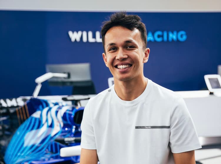 Alex Albon é piloto da Williams na temporada 2022 (Foto: Williams)
