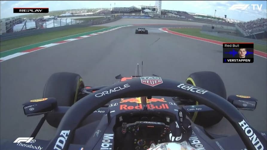 Verstappen se irritou com Hamilton durante o TL2 (Foto: Reprodução/F1TV)