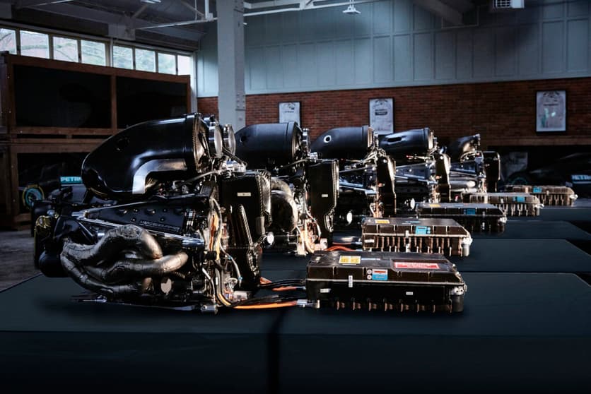 A FIA promoveu uma série de mudanças quanto ao gerenciamento de motor (Foto: Mercedes)