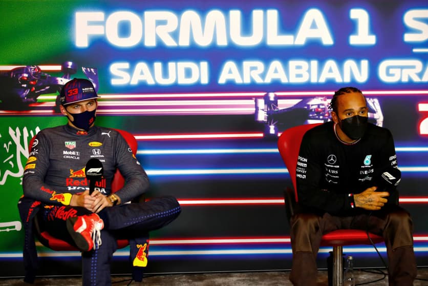 Max Verstappen e Lewis Hamilton vão empatados para a disputa do título em Abu Dhabi (Foto: Sam Bloxham/Red Bull Content Pool/Getty Images)