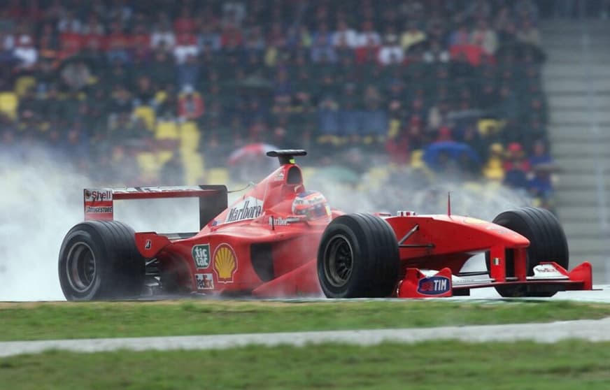Barrichello guiou na chuva com pneus de pista seca (Foto: AFP)
