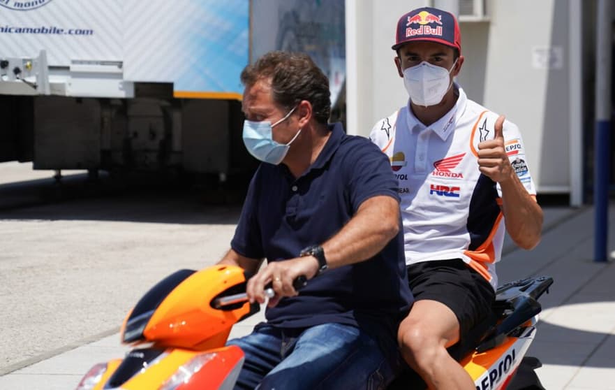 Marc Márquez recebe liberação para correr em Jerez (Foto: Repsol)