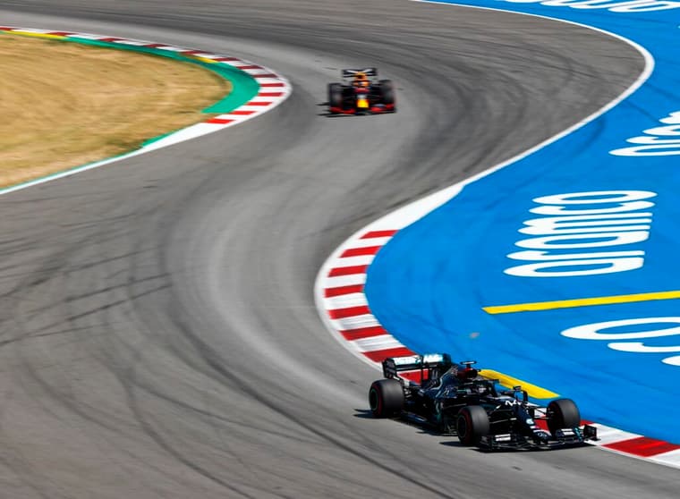 Lewis Hamilton triunfou no GP da Espanha. Max Verstappen foi o segundo (Foto: Mercedes)