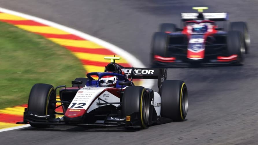 Pedro Piquet correu pela Fórmula 2 em 2020, sua última experiência profissional em um carro de corrida (Foto: F2)