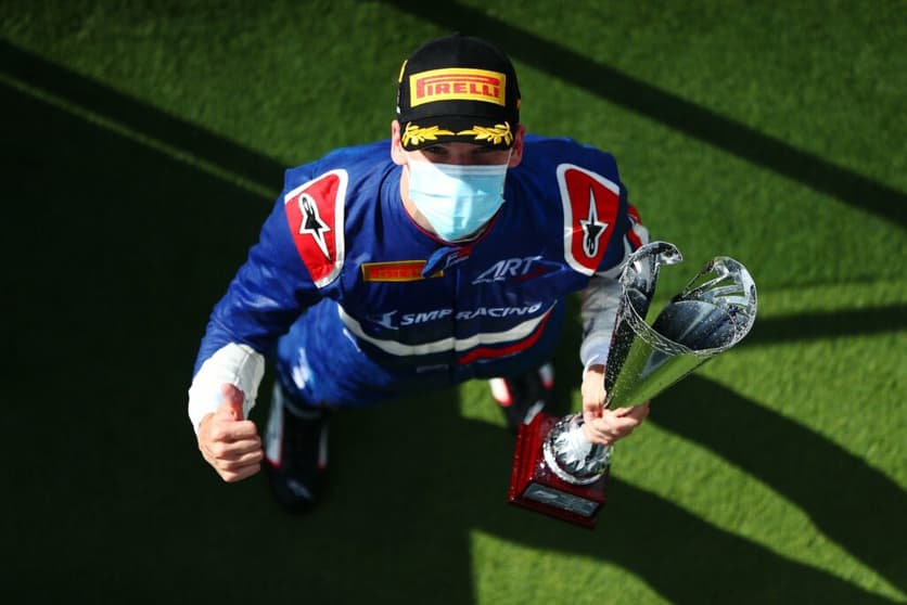 Smolyar venceu na Fórmula 3 pela primeira vez na carreira (Foto: F3)