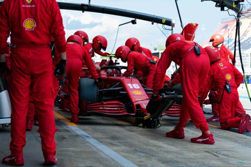 Charles Leclerc, pole em Spa em 2019, agora sofre para superar a Williams (Foto: Ferrari)