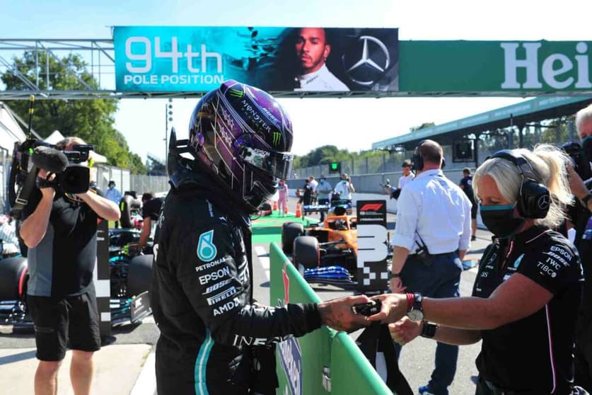 Lewis Hamilton conquistou a 94ª pole na Fórmula 1 (Foto: AFP)