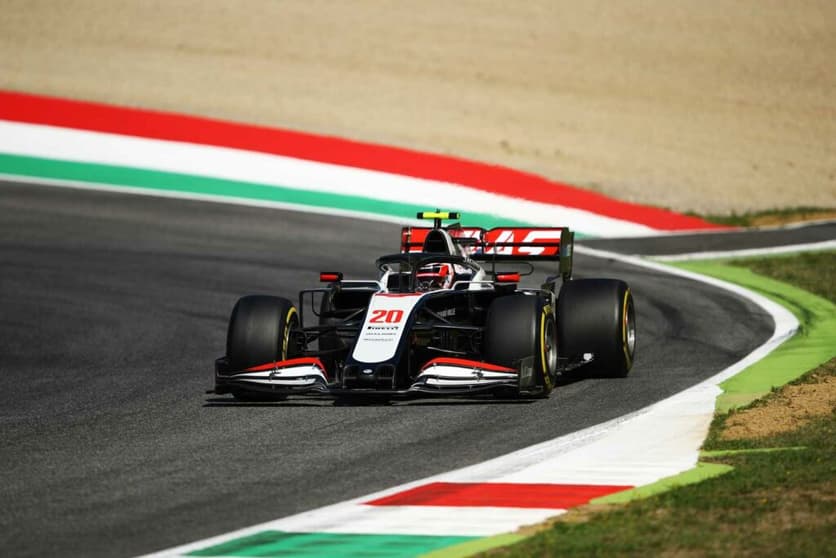 A Haas não vai abrir mão da Ferrari tão facilmente (Foto: Haas)