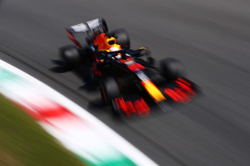 Verstappen em ação no veloz circuito de Monza (Foto: Getty Images/Red Bull Content Pool)